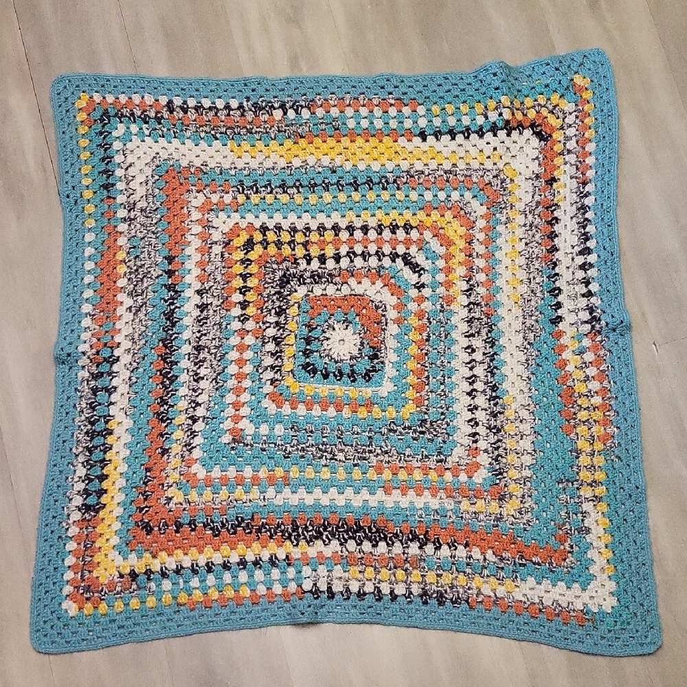 Crocheted Granny Square‎ Throw Lap Blanket Handmade Knit Colorful